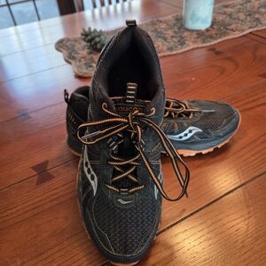 Men's saucony trail excursion 8 Size 8.5